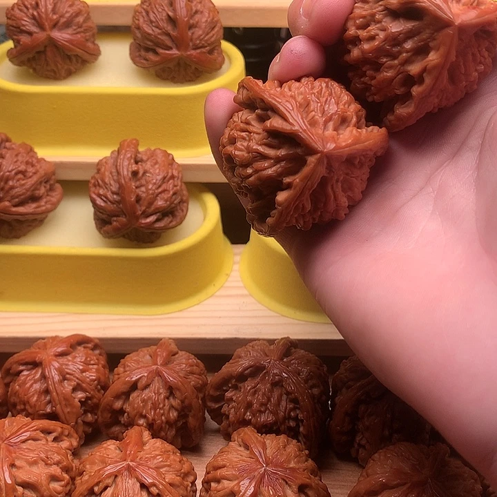 文玩核桃吊坠留*核桃