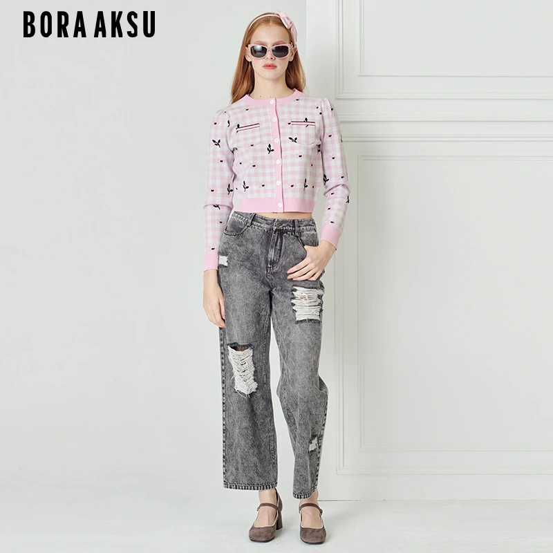 BORAAKSU2023初夏新品落叶粉白提花格纹圆领针织开衫B1DCW08420