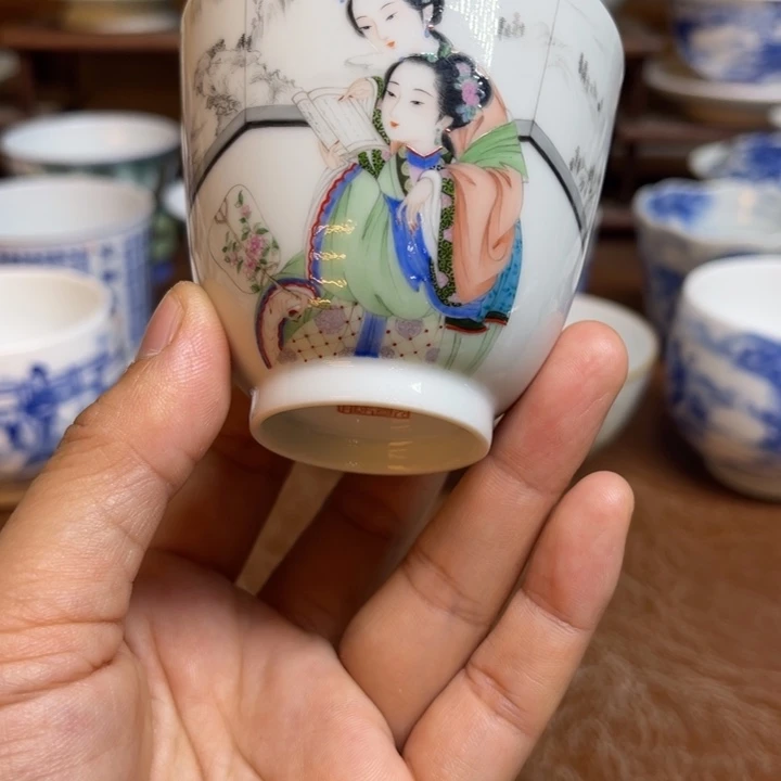 碟今天晚上的月亮好美