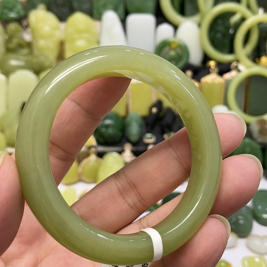【闪购商品】未镶嵌手链和田玉