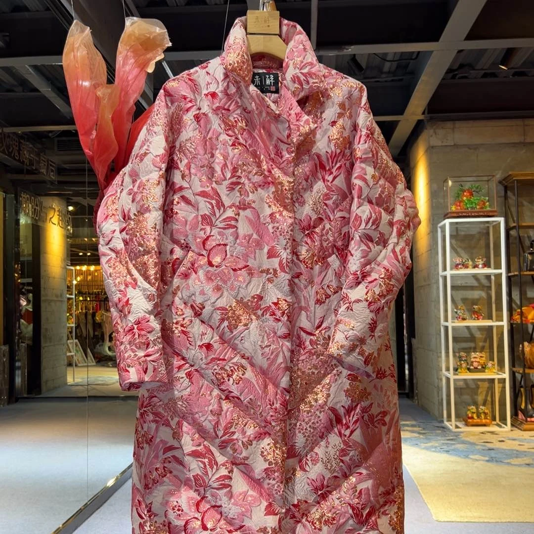 不规则裙意大利提花鹅绒服