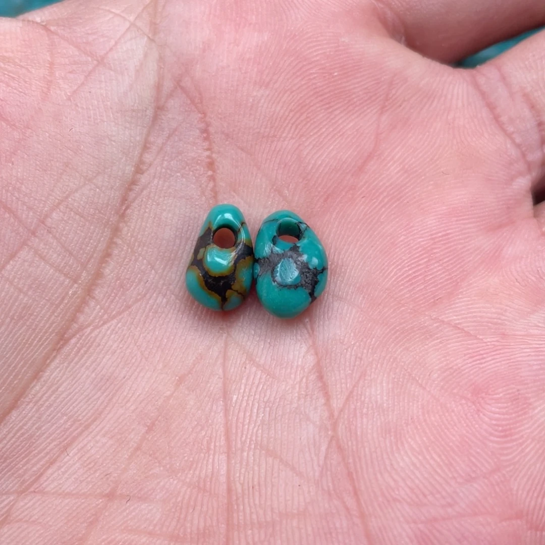 绿松石未镶嵌随形1