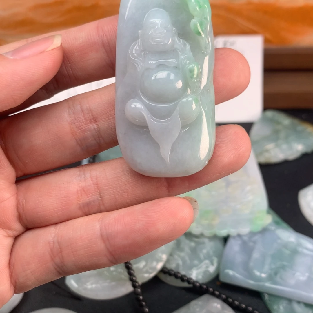 翡翠未镶嵌颈饰福利