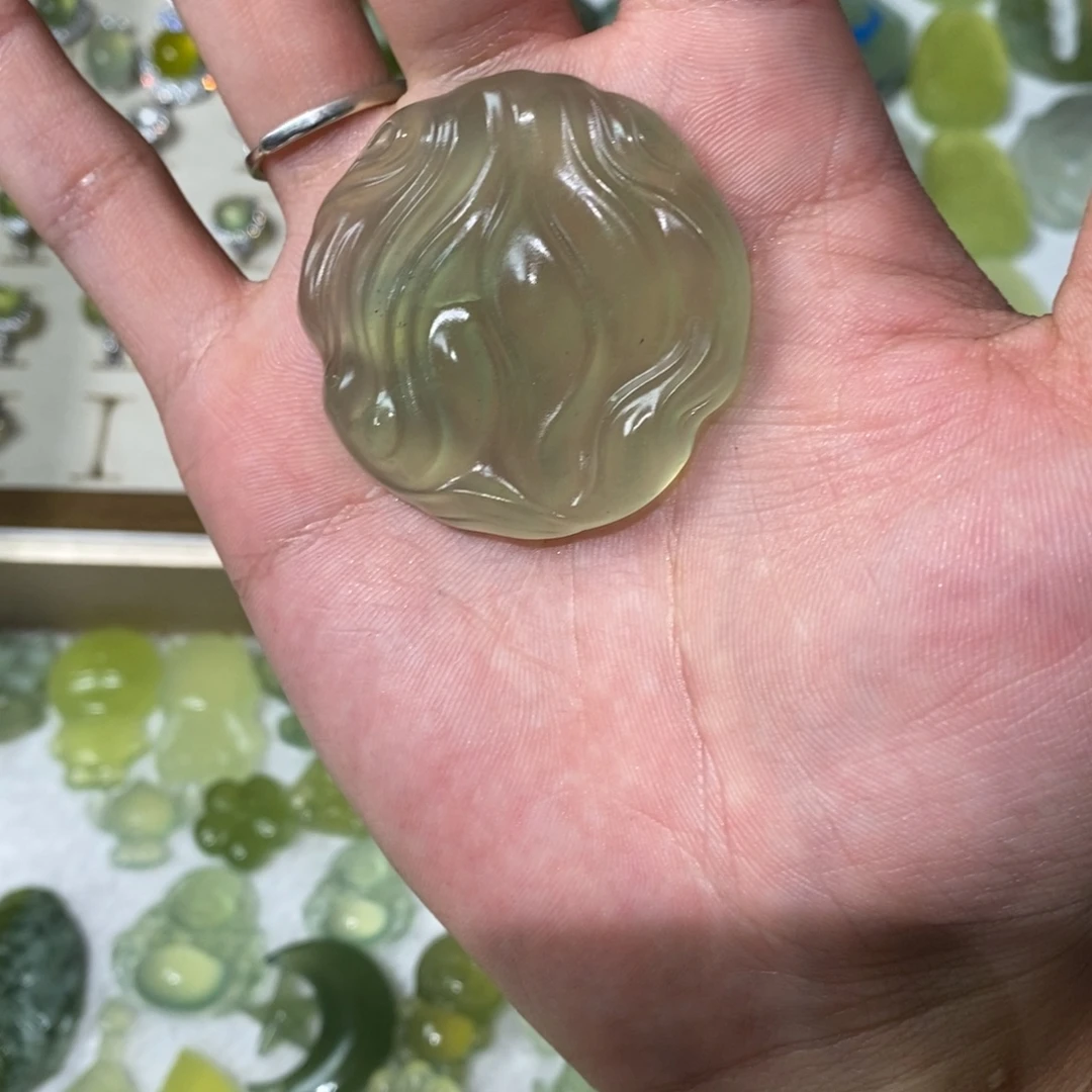 岫玉未镶嵌吊坠(不含链)