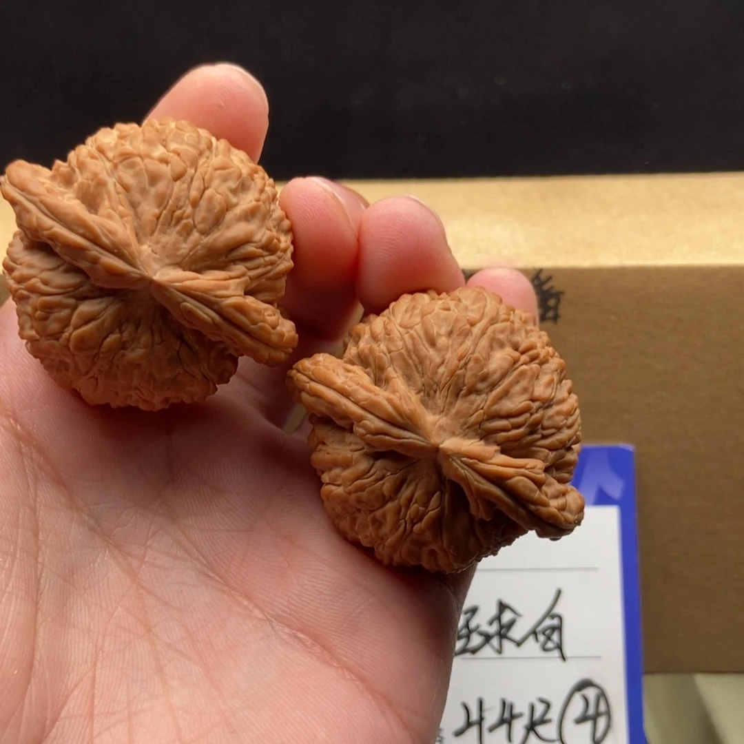 把件文玩核桃球白（44尺寸）