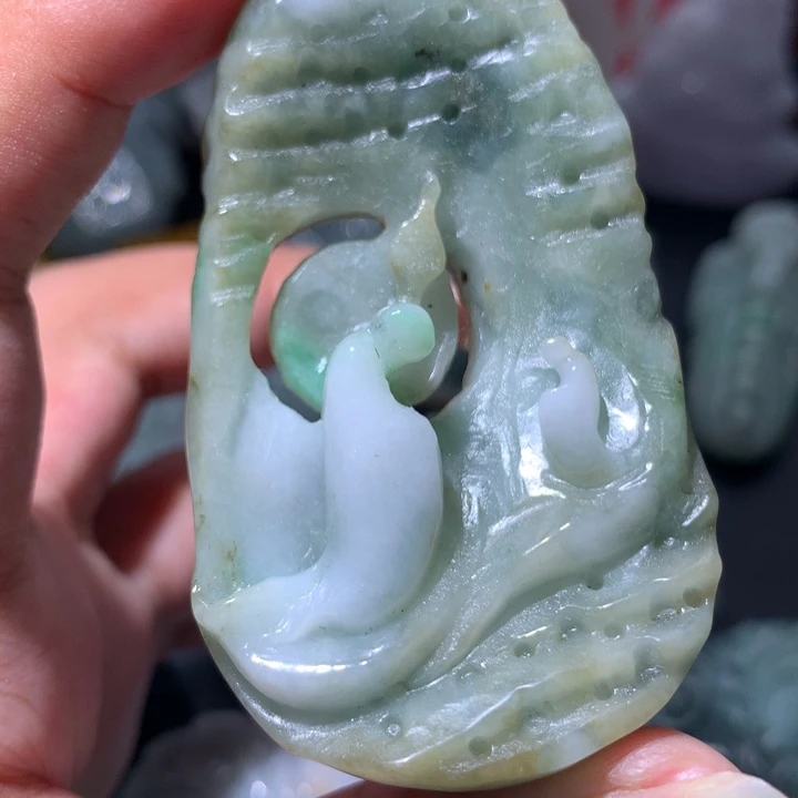 翡翠未镶嵌颈饰保真天然a货翡翠