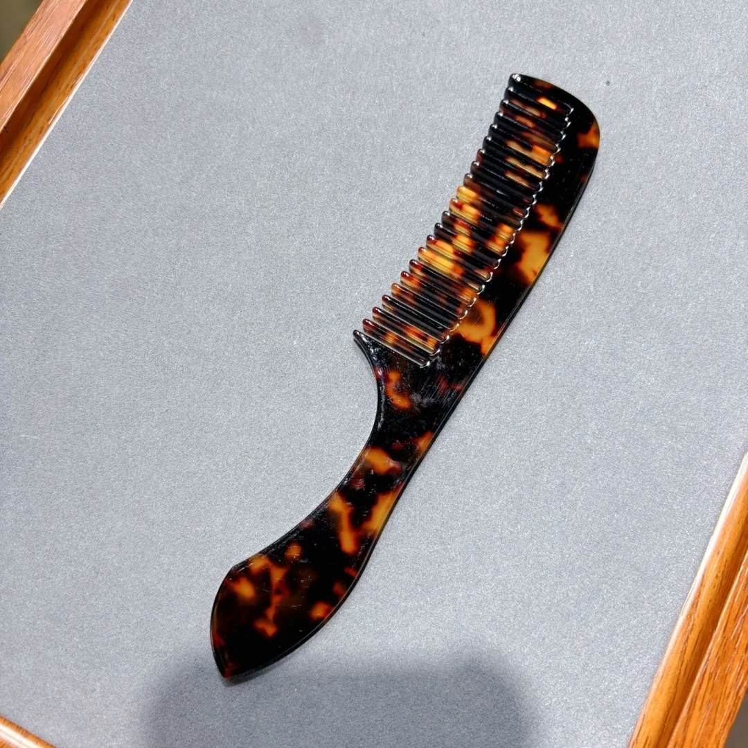 时尚大气稀有玳瑁色创意长把梳