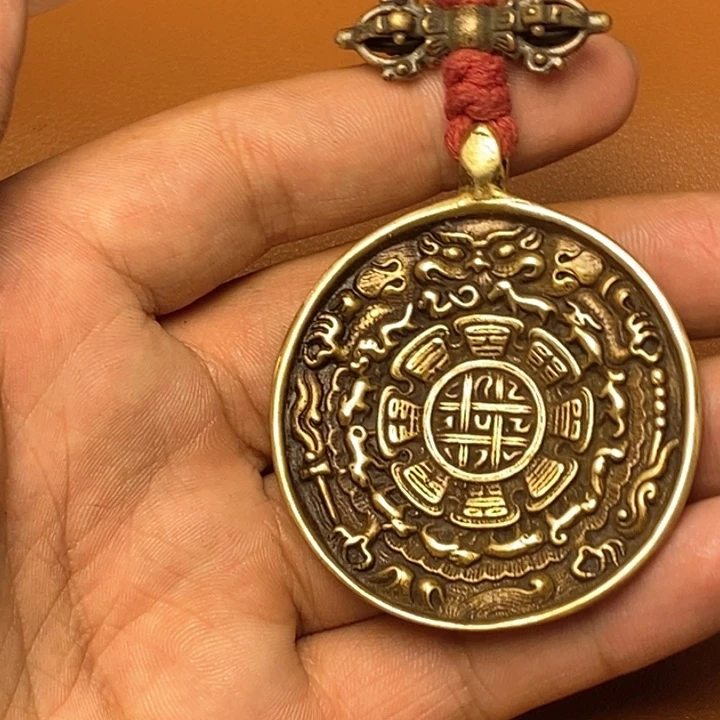 泥塑D****拉藏传牌子……