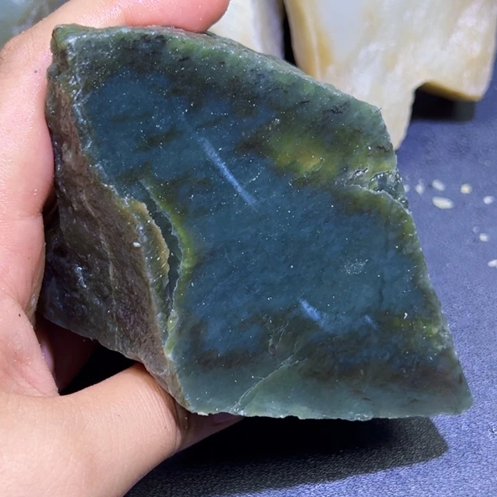 未镶嵌和田玉珠宝半成品