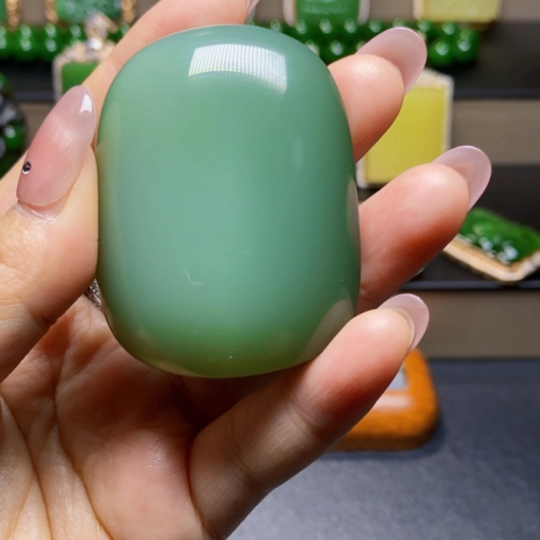 马***豆和田玉未镶嵌挂件