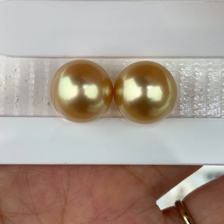 定制海水珍珠未镶嵌裸珠13.4-13.5mm金珠两颗
