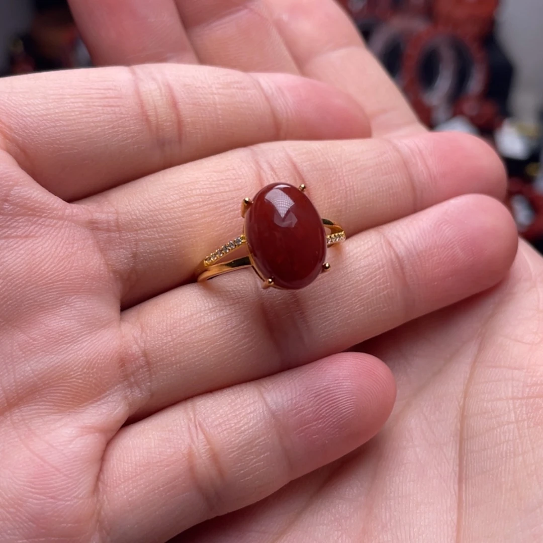 【闪购商品】银S925镶嵌牛血红蛋面戒指南红玛瑙