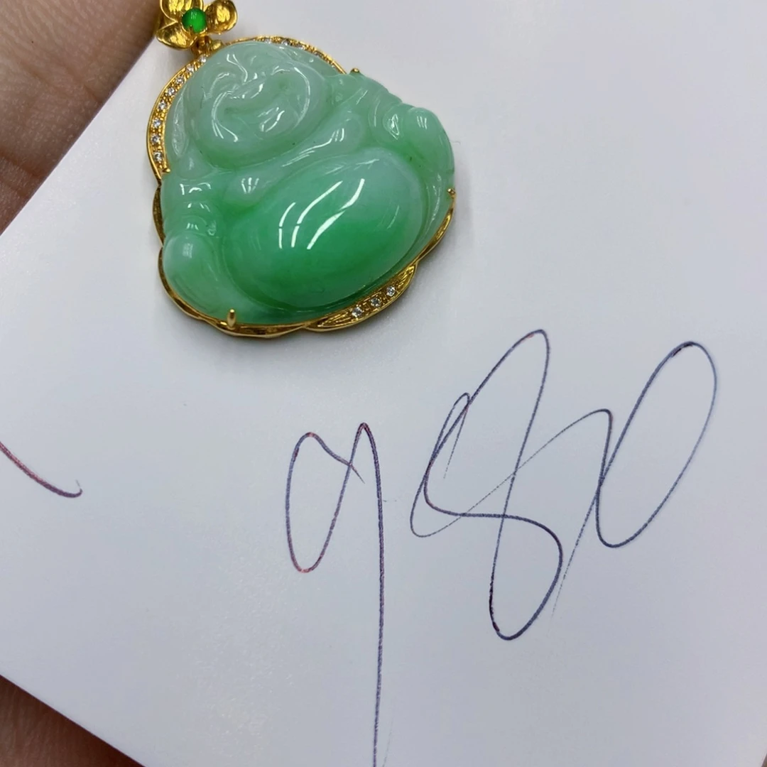 翡翠颈饰18K金镶嵌翡翠