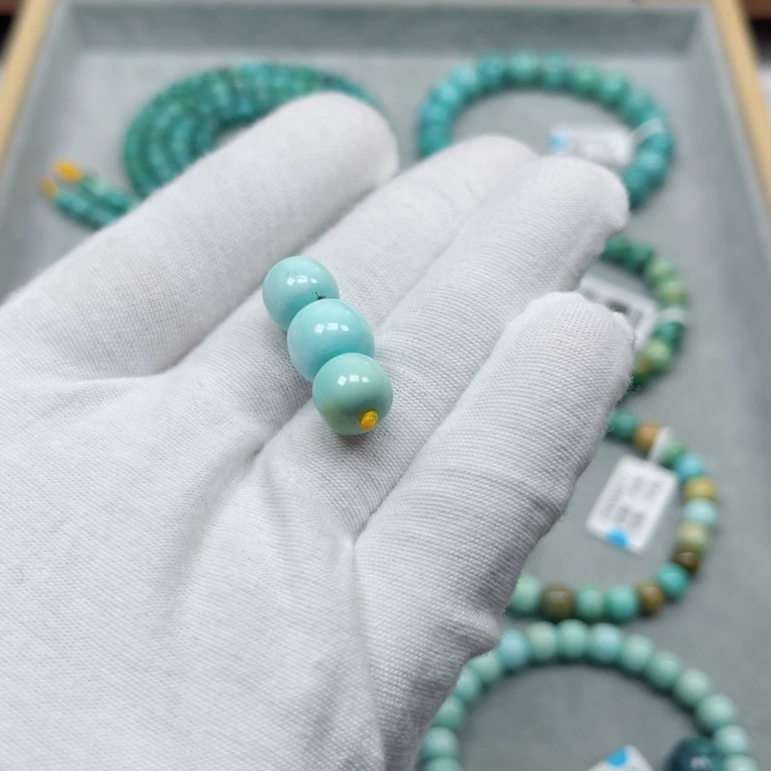 绿松石未镶嵌挂件