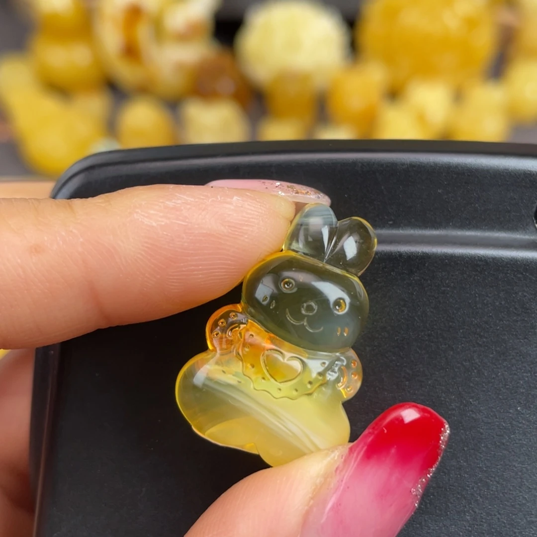 琥珀裸石未镶嵌蜜蜡