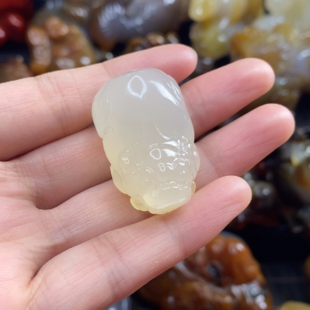 玛瑙/玉髓未镶嵌吊坠