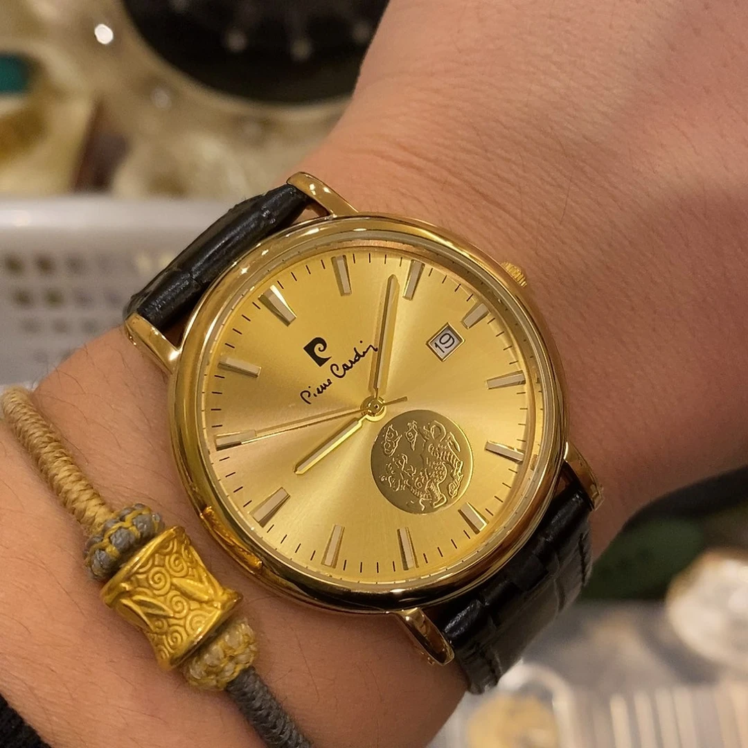 胶带法国皮尔卡丹23k小金表