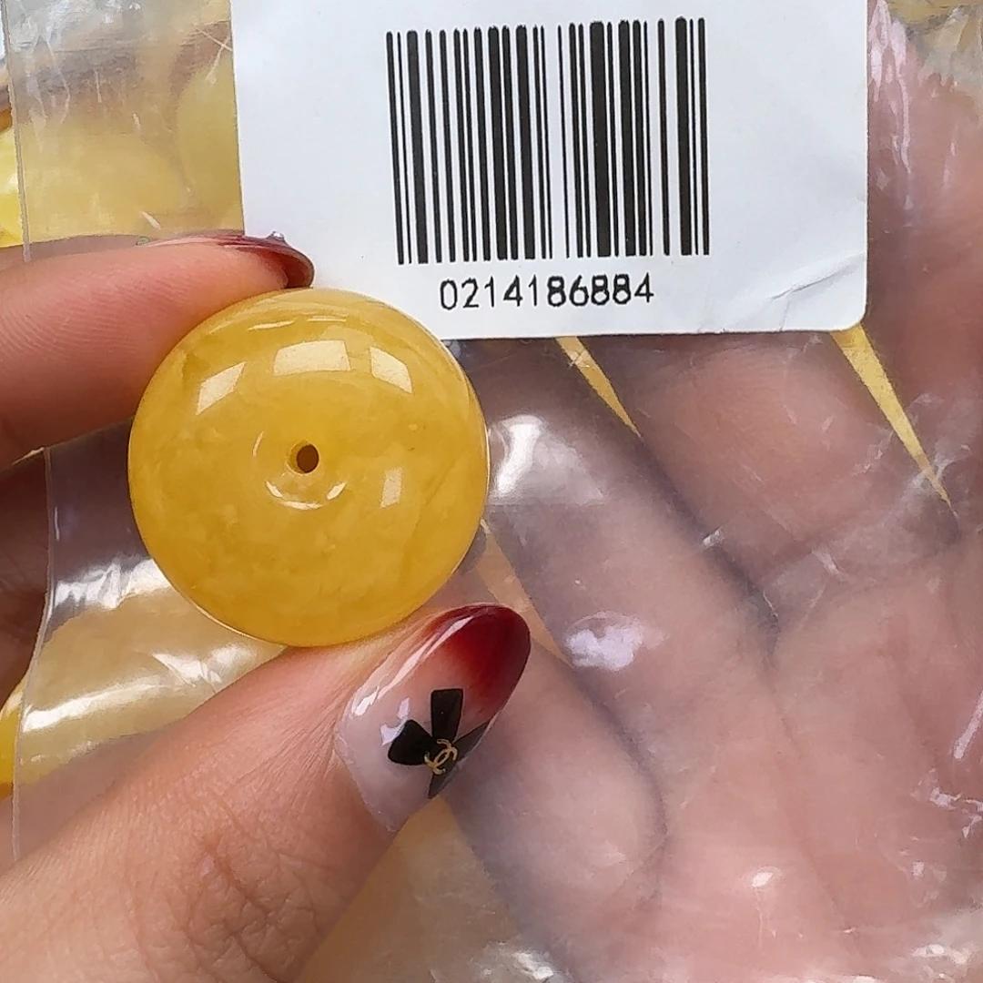 琥珀未镶嵌裸石悠悠