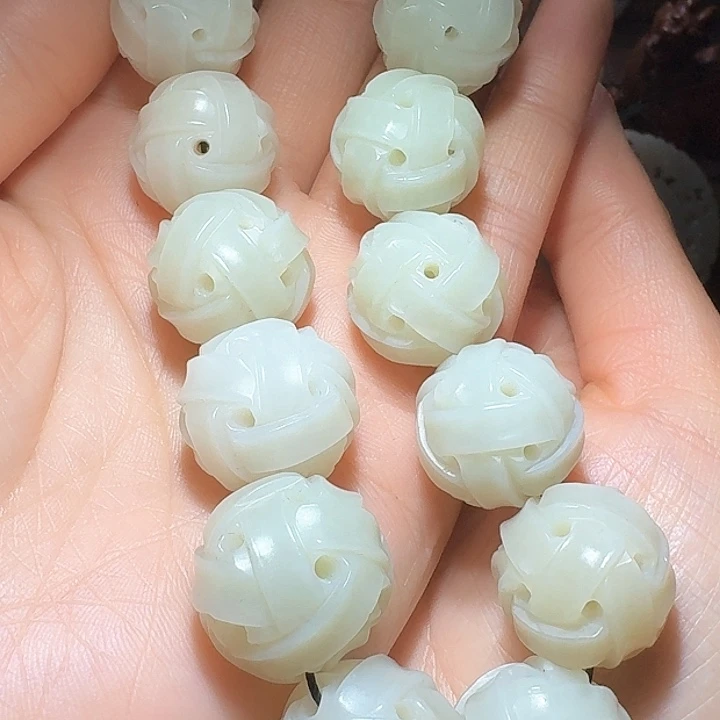 和田玉吊坠(不含链)未镶嵌如**君