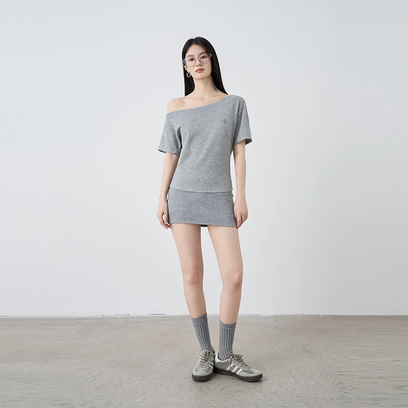 Moprobably李予诺「库洛米」斜肩上衣半身裙套装L5248005+L5250006