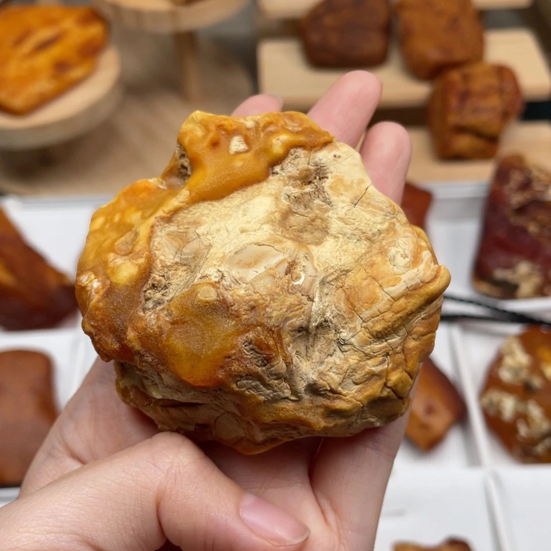 琥珀未镶嵌珠宝奇石