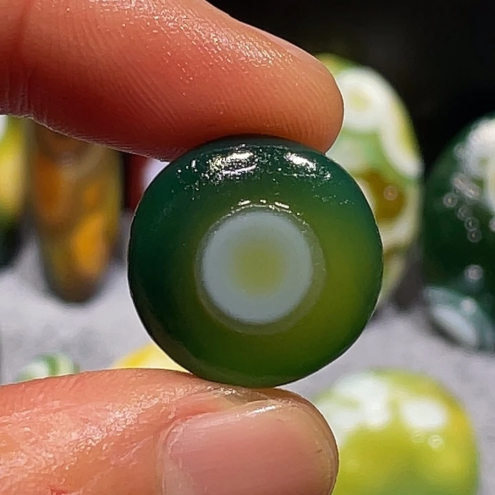 玛瑙/玉髓未镶嵌珠宝奇石