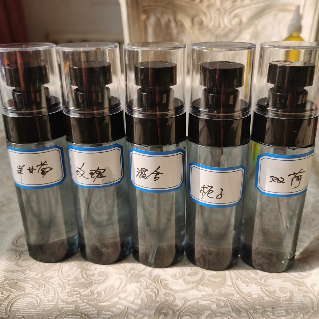 快乐的鸥姐手工制作鲜花