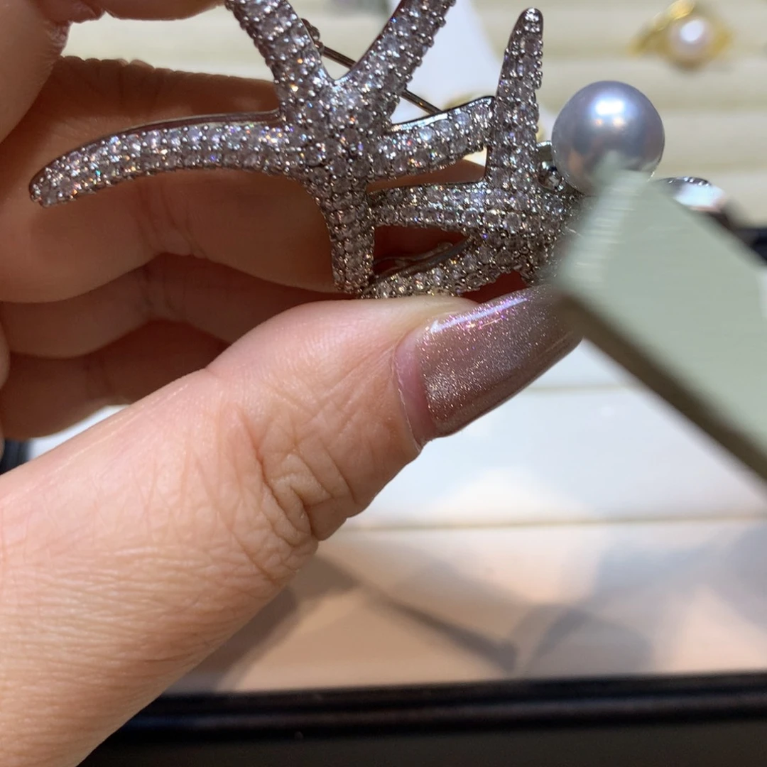 未镶嵌海水珍珠胸饰