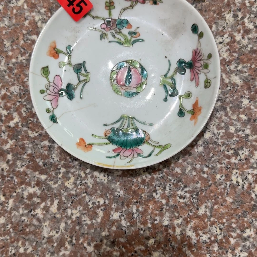 蔡*雄木雕工艺家庭用品