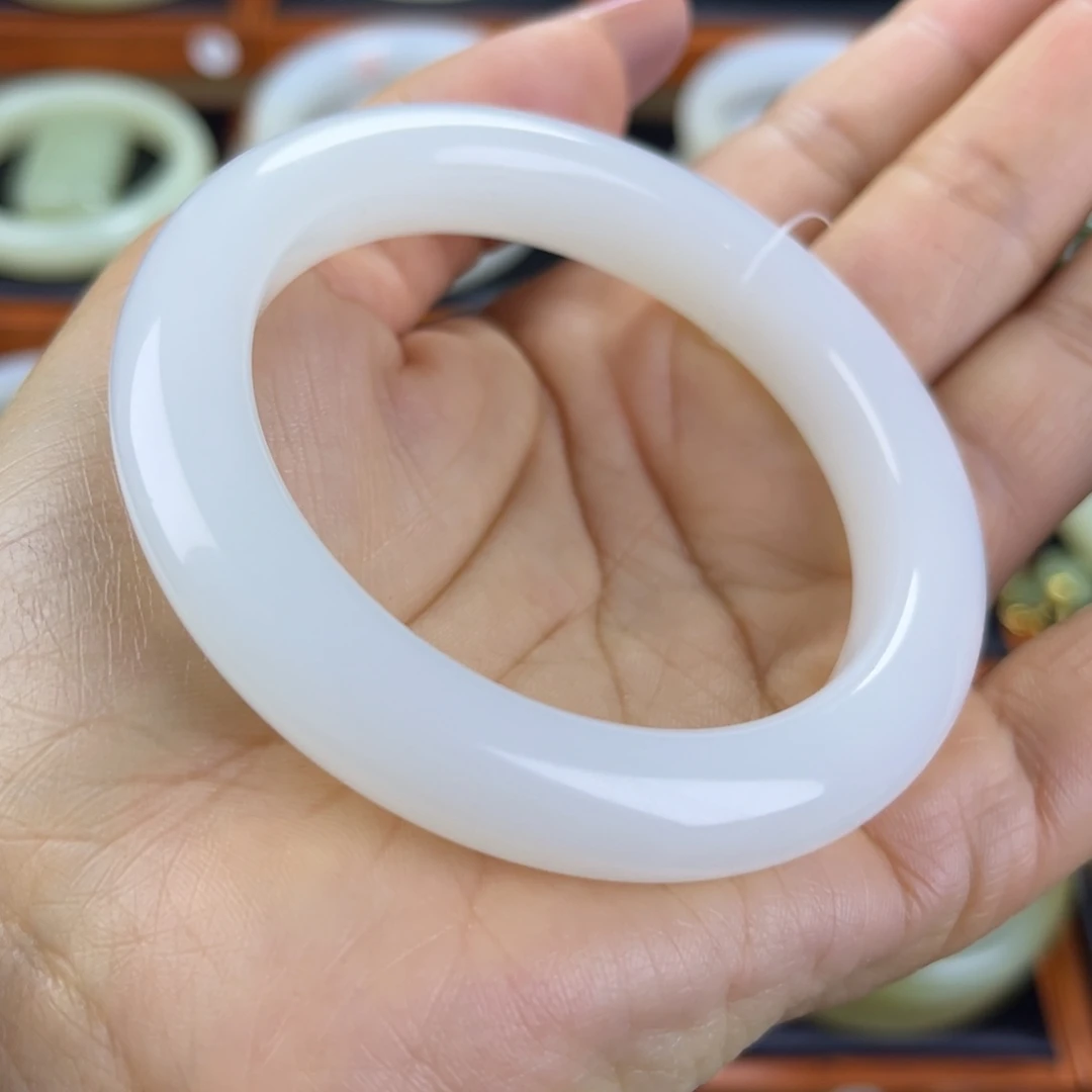 和田玉（白玉）手镯未镶嵌