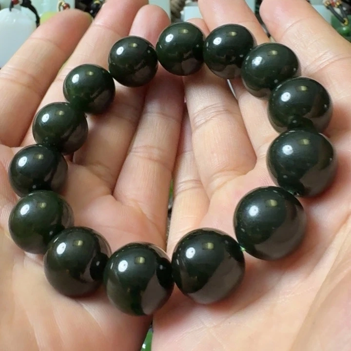 和田玉未镶嵌颈饰老油菠菜绿16