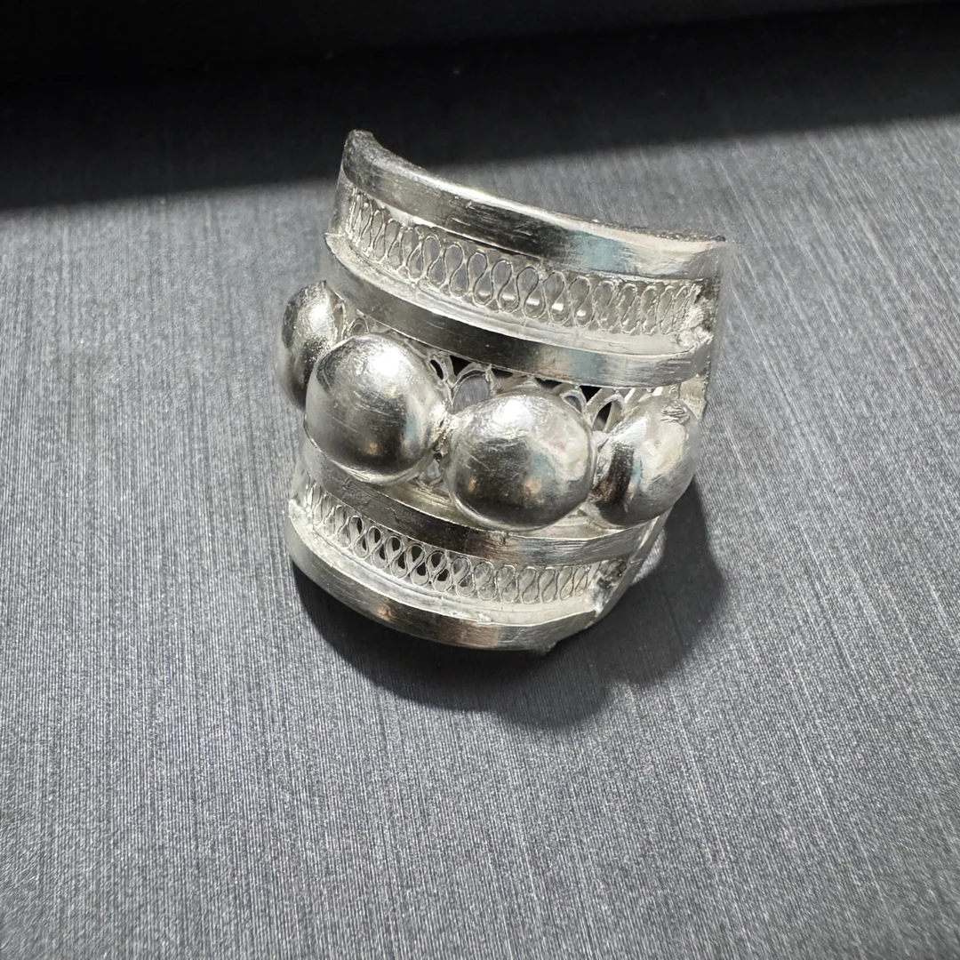 足银戒指 足银戒指 手工苗族传统戒指 民族个性张扬