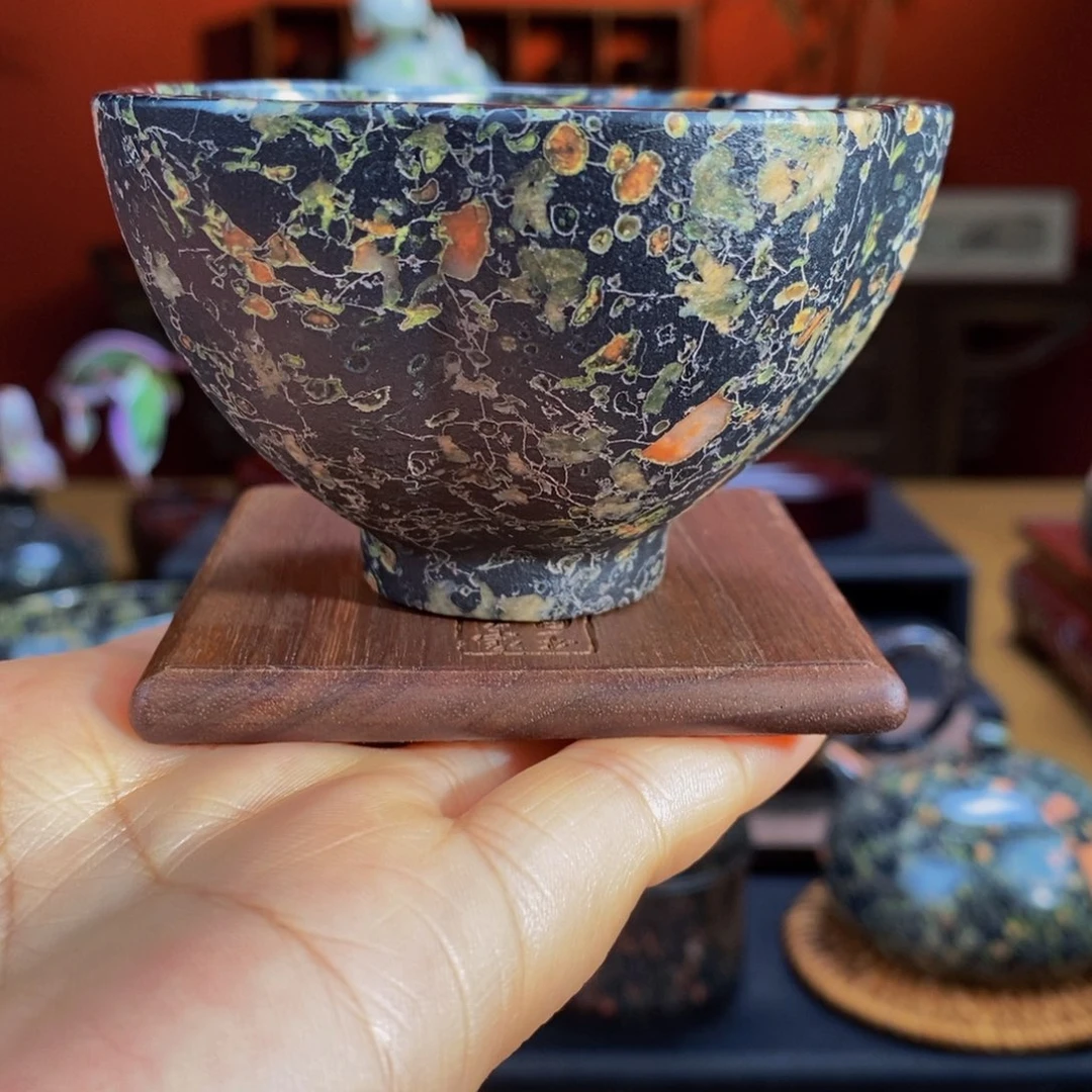 梅花玉精美梅花杯