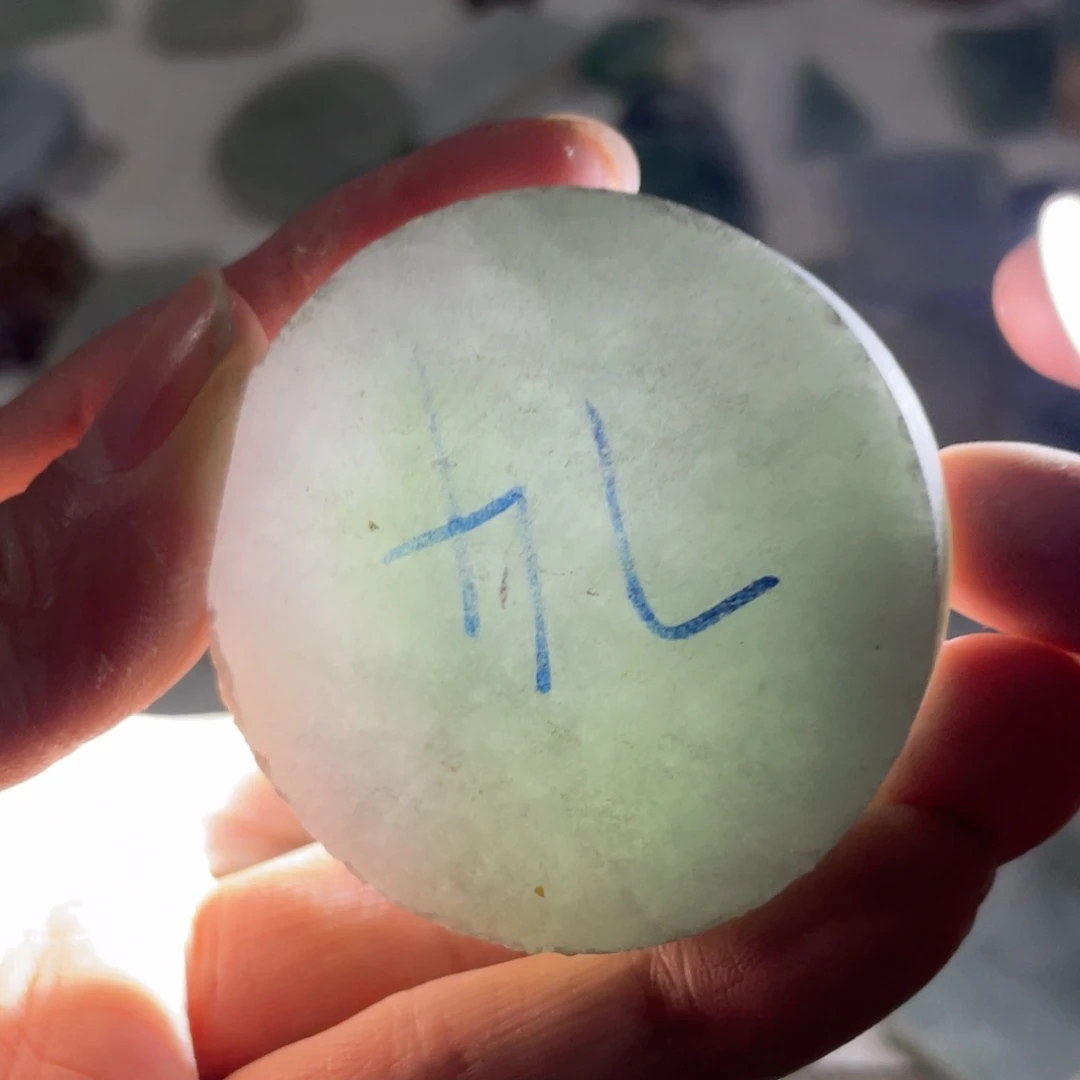 翡翠颈饰未镶嵌࿐****翡翠