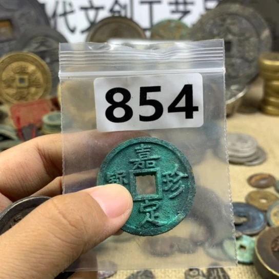 辉***哥铜现代文创工艺品
