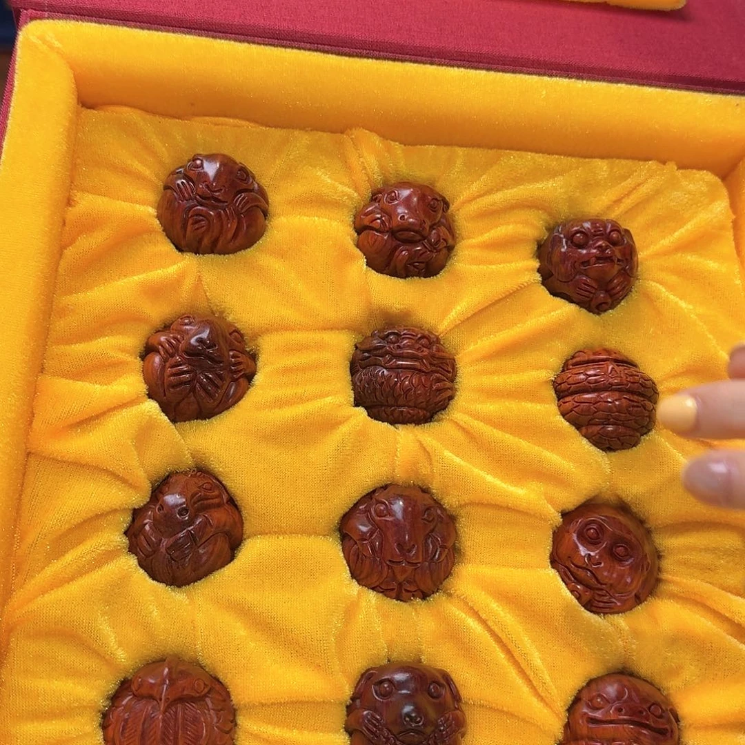 诺***儿檀香紫檀（小叶紫檀）其他4.0印度小叶紫檀十二生肖一套