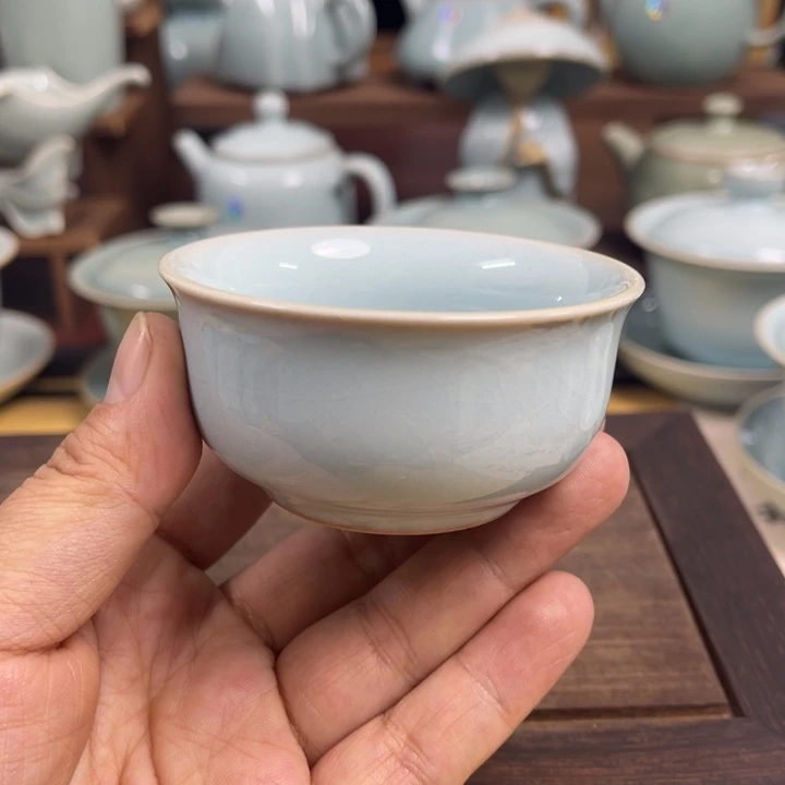 汝州原矿原釉微瑕客杯