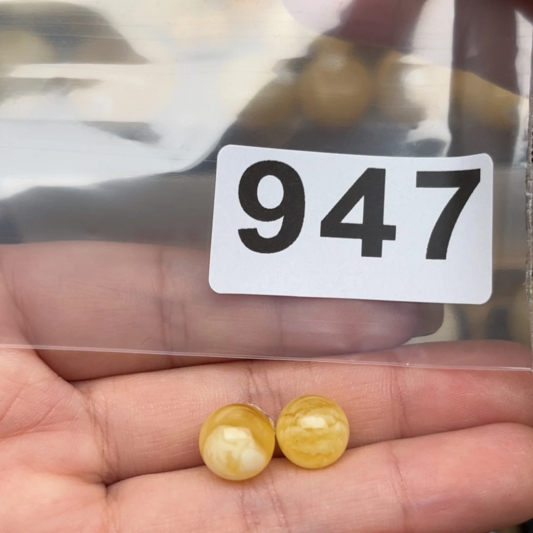蜜蜡裸石未镶嵌彤*安蜜蜡9.6左右