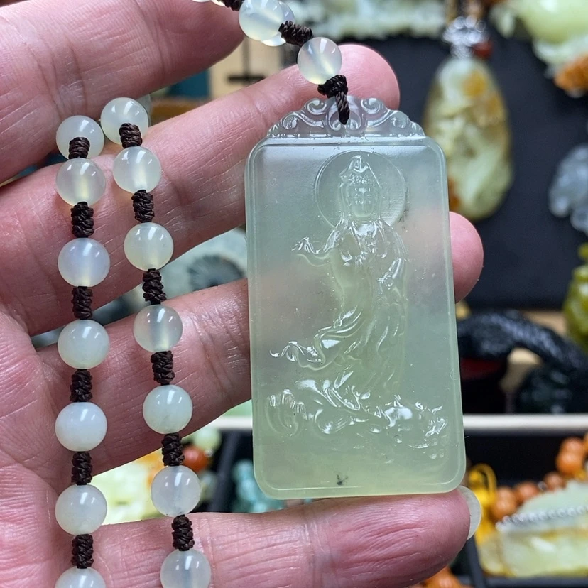 【闪购商品】蛇纹石玉吊坠未镶嵌