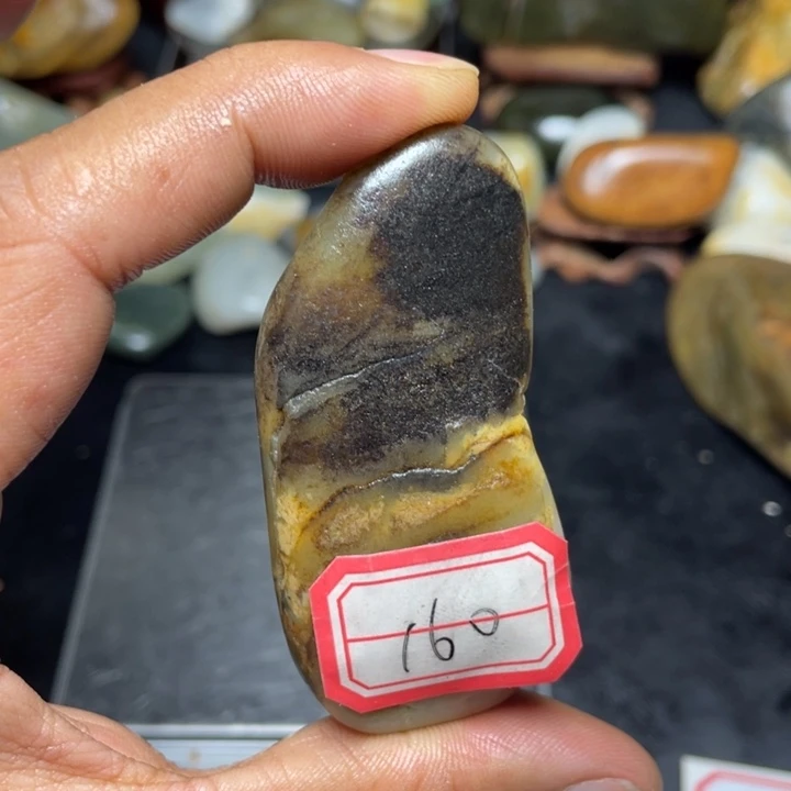 颈饰未镶嵌和田玉160