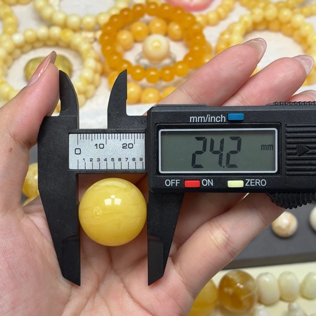 琥珀未镶嵌颈饰焦皮鸡油黄浓蜡单珠24mm