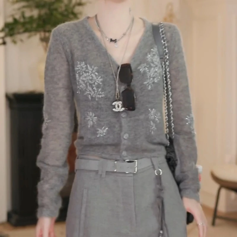 新款重工手工串珠针织衫显瘦修身百搭打底衫LK2506788