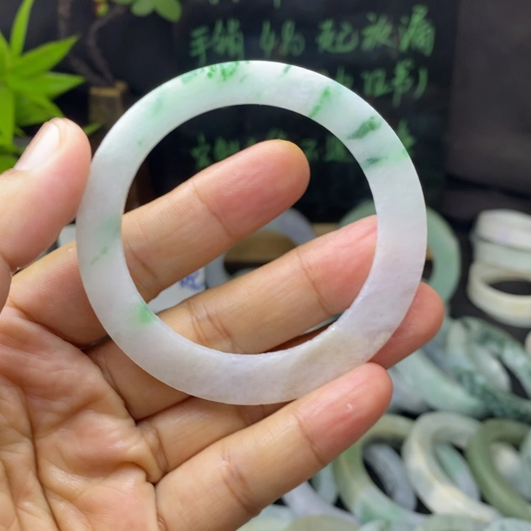未镶嵌手镯定制翡翠