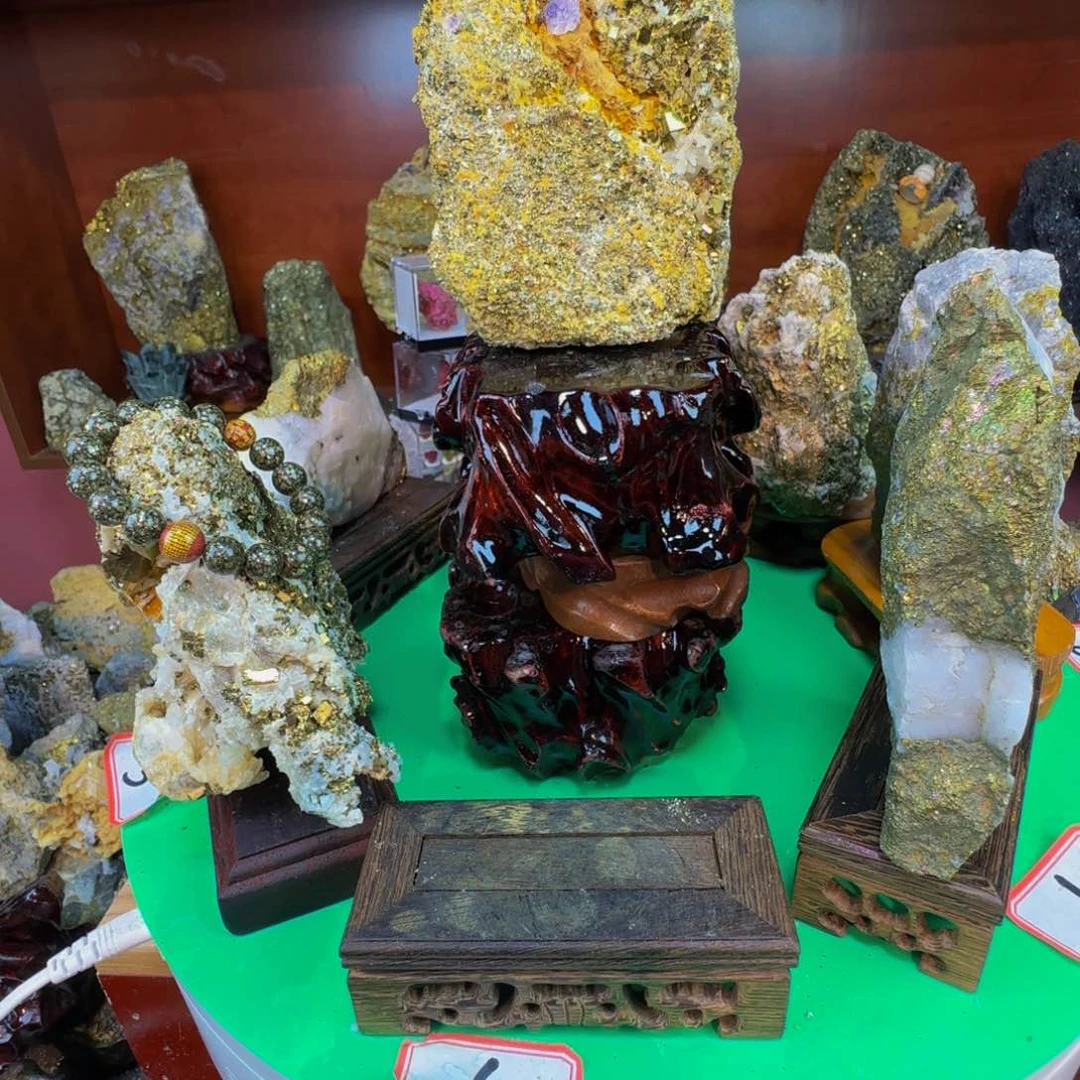 有机玻璃岁****L。阿咯呕吐