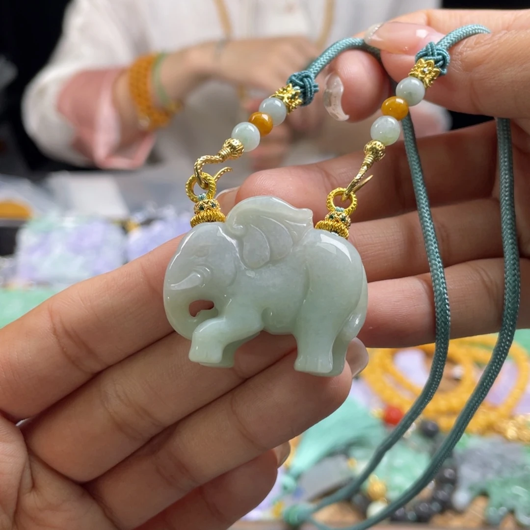 翡翠未镶嵌颈饰代编织