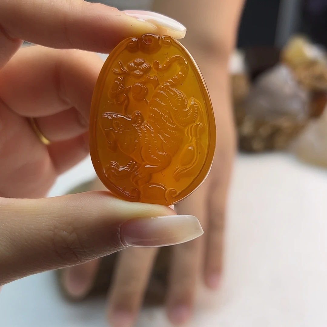 玛瑙/玉髓未镶嵌颈饰