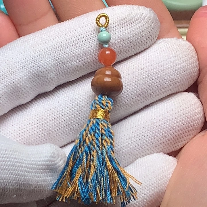 南红玛瑙未镶嵌珠宝奇石