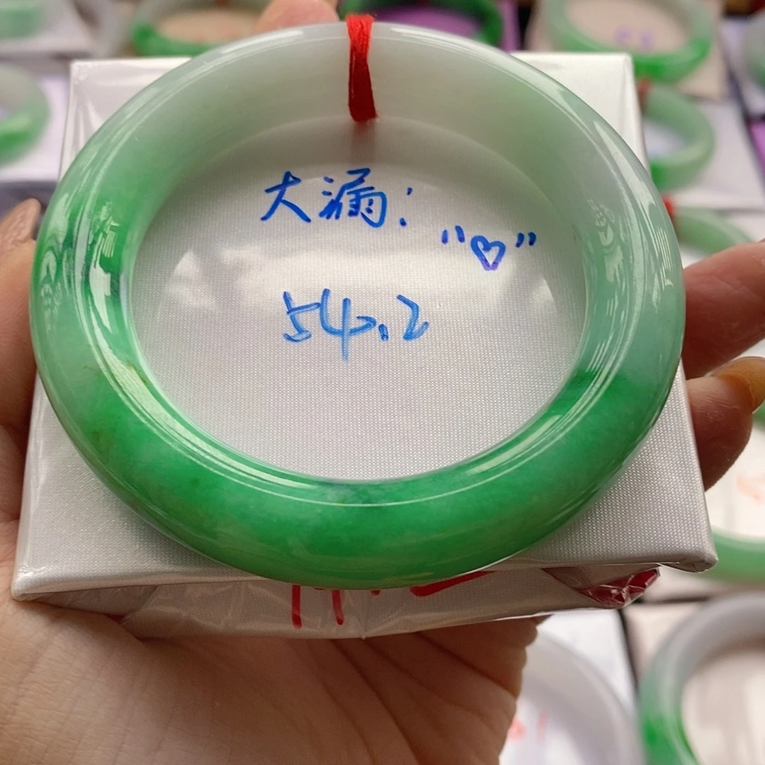 翡翠未镶嵌手镯5号