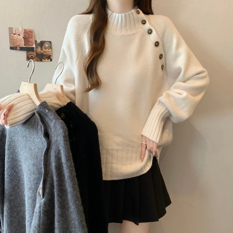 大码女装胖MM2025秋冬新款藏肉显瘦设计感排扣插肩袖套头长袖毛衣