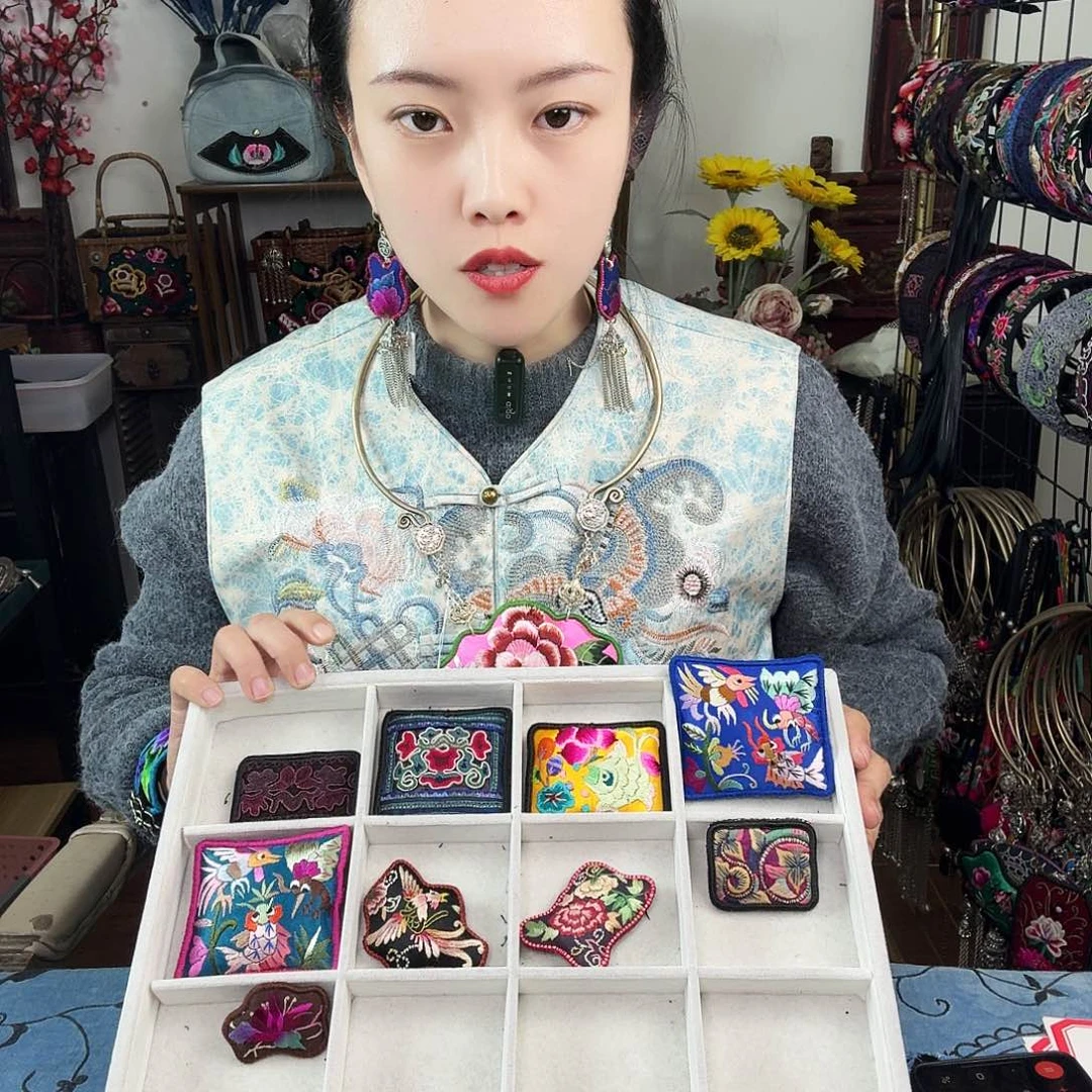 蓝***织绣手工刺绣工艺